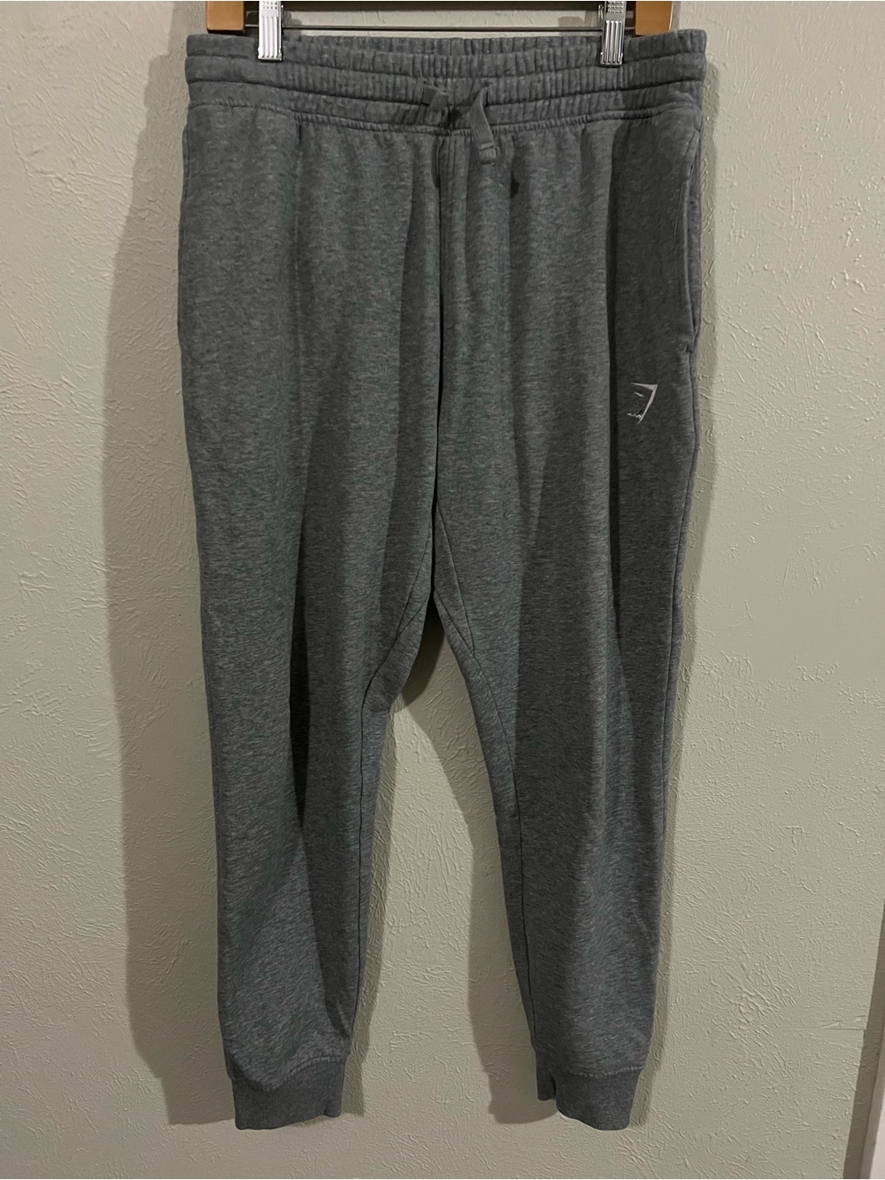 Men's Gray Gymshark size M Jogger Sweatpants - Comfortable Casual Wear